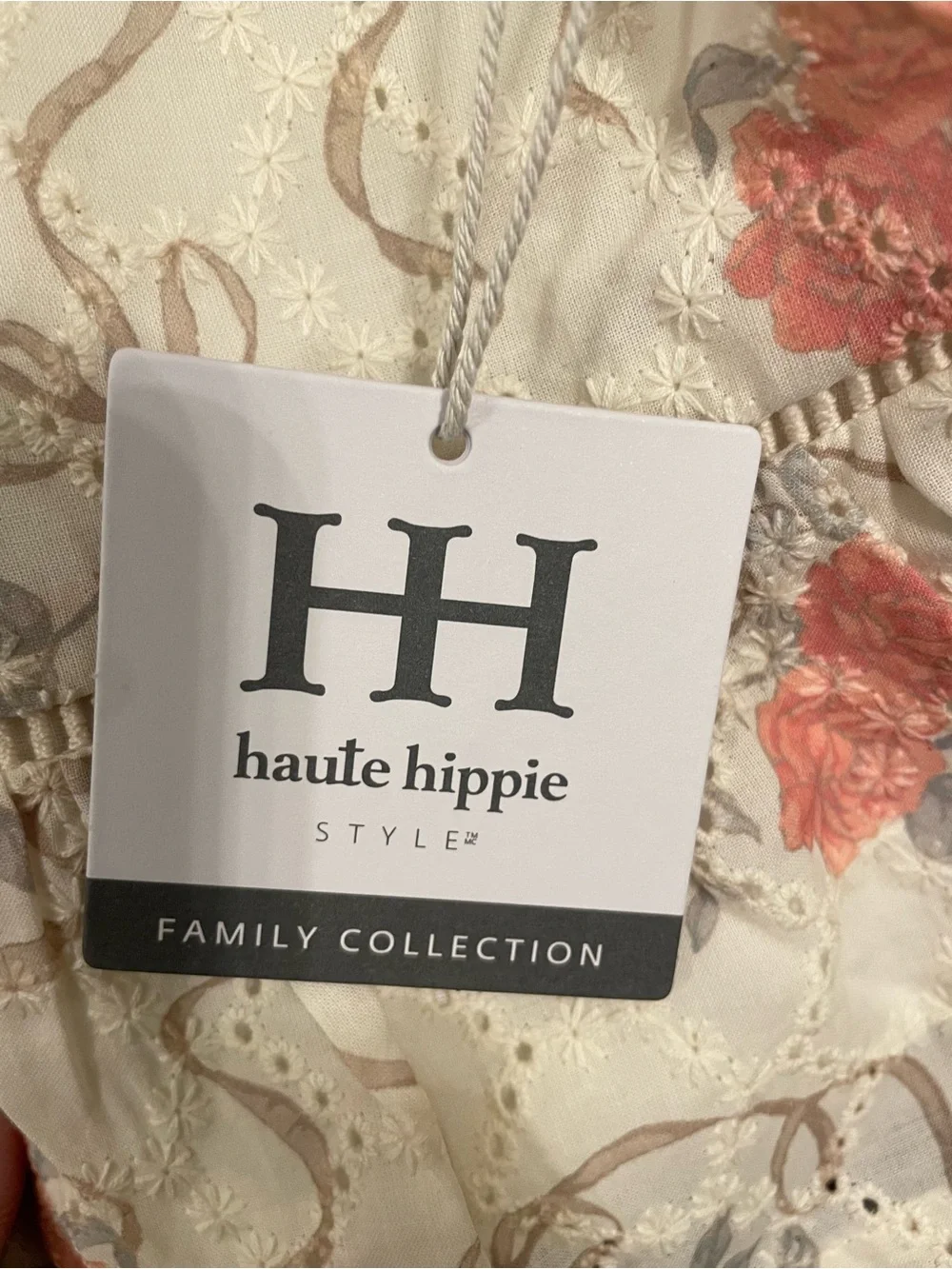 NWT Haute Hippie Baby Girls Floral Dress with diaper Cover/hairbow. Size 3 mon.